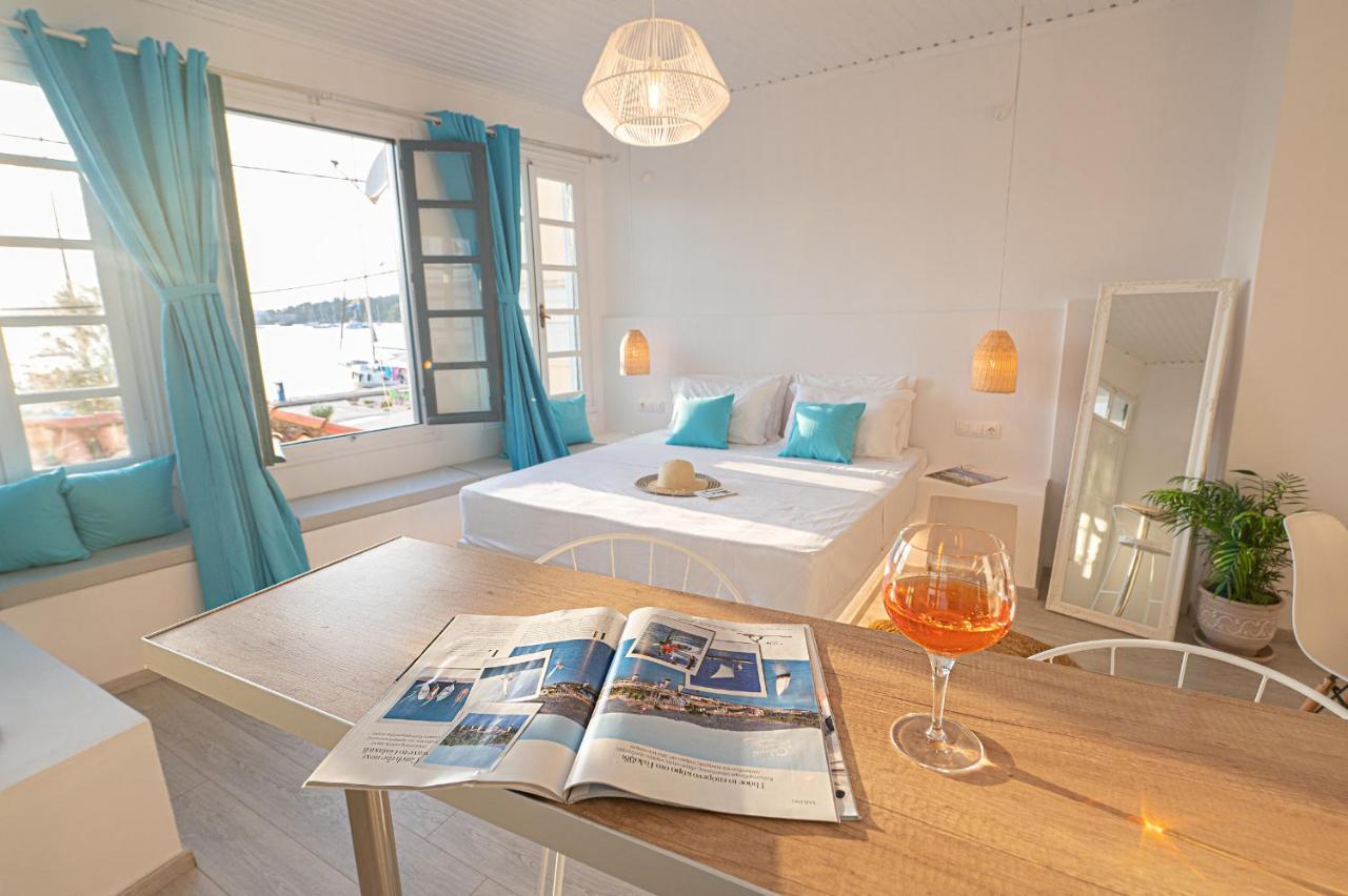 The White Rose Apartment Poros Town Exteriör bild